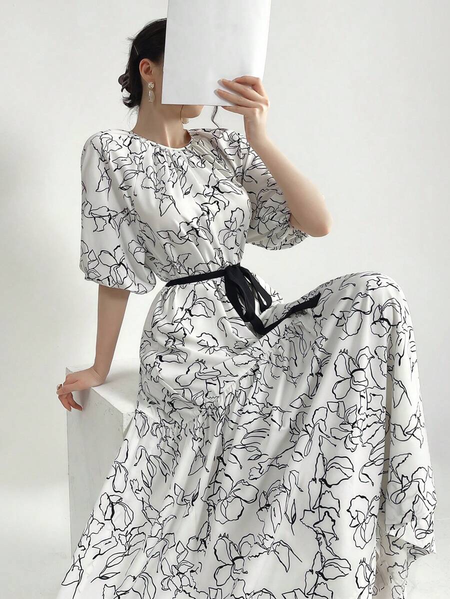 Mulvari Của phụ nữ Tiếng  Ả Rập Phong cách Hoa In Đầm Với Ruffled Hem - Đen và trắng - Xem 1