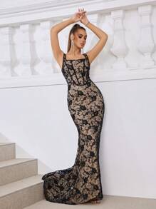 SHEIN Belle 优雅、性感、华丽迷人、时尚流行女式经典黑色蕾丝肤色衬里、宽肩带、方领、帝国腰线、鱼骨条、装饰腰带、胸垫、聚拢防走光、高腰、紧身遮臀、弧形鱼尾下摆、超长拖尾正式舞会晚礼服 - 黑色 - 查看 2