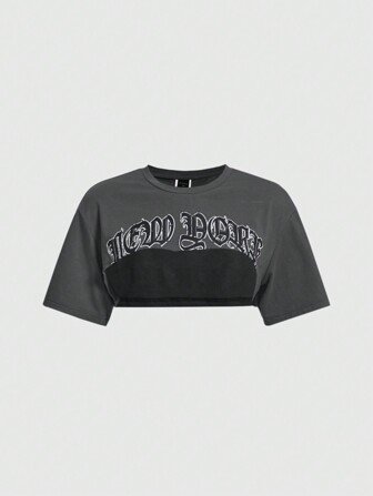 Buchstaben Grafik Super Crop Top, Schule