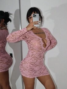 Vestido negro mini sexy de mujer con lentejuelas, ajustado, con tiras de metal huecas para fiesta y noche