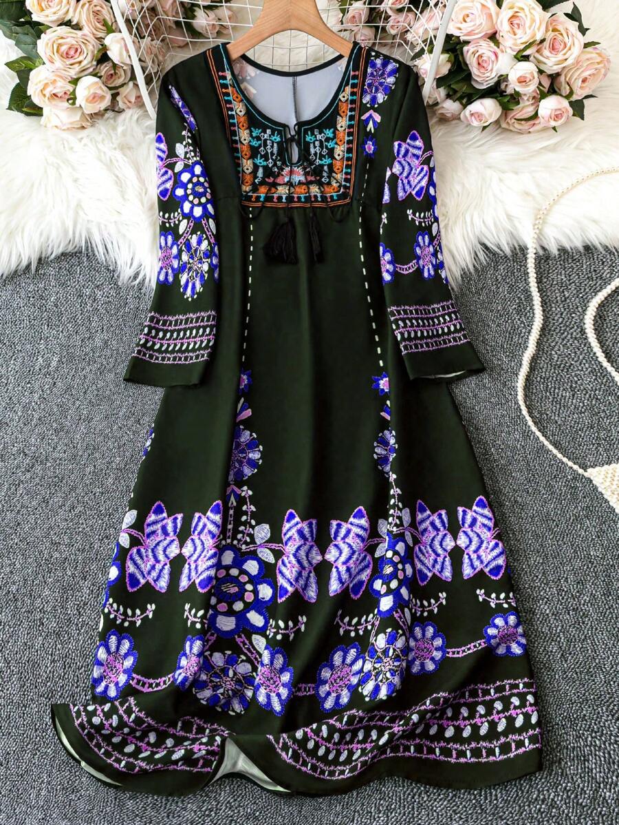 SHEIN Holidaya Đầm dáng rộng cho nữ có in hoa ngẫu nhiên, viền cổ chữ V có tua rua cho kỳ nghỉ mùa xuân và mùa hè - Màu tím Violet - Xem 1