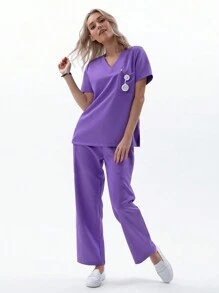 TaskEZ Scrubs 男女通用磨砂套装 女士 V 领短袖上衣和抽绳腰裤 磨砂套装 - 紫色 - 查看 4