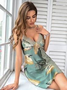 女士对比色蕾丝拼接热带植物印花缎面吊带睡裙睡衣裙