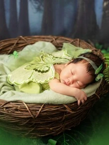 SHEIN Conjunto de ropa y accesorios para sesión de fotos para recién nacidos en estilo de mariposa verde, vestido de malla de niña - Verde - Ver 6