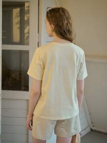 Simple Retro Angel Print Casual Round Neck Short Sleeve T-Shirt - Beige - View 2