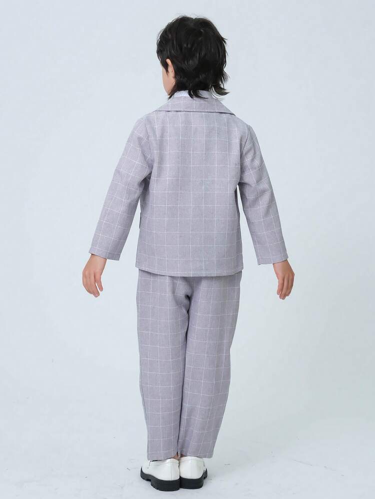 Young Boy Gentleman Two Pieces Suit Grey Checkered Blazer With Notched Collar And Grey Checkered Casual Trousers, Fashionable, Suitable For Birthday Parties, Evening Parties, Performances, Weddings, Christenings, First Birthdays.