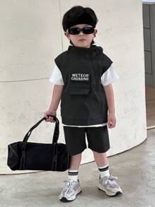SHEIN Jungen lässig Ärmelloses Weste mit Reißverschluss Jacke, weiß Kurzarm T-Shirt und Shorts Anzug ist 3 Stück/Set, geeignet für Sport, Schule, Frühling/Sommer Saison