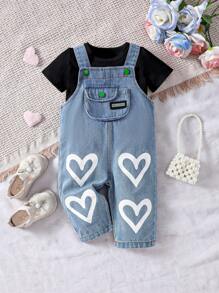 Babymeisje zomer effen kleur T-shirt met ronde hals, korte mouwen en jarretelles met hartjesprint Casual outfit