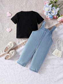Babymeisje zomer effen kleur T-shirt met ronde hals, korte mouwen en jarretelles met hartjesprint Casual outfit