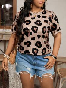 SHEIN LUNE T-shirt estiva casual a maniche corte con stampa leopardata per taglie forti - Multicolore - Visualizzare 3