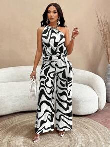 Amarilo Floral Print Asymmetrical Hem Cami Top & Wide Leg Pants (Random Print) - Black and White - View 5