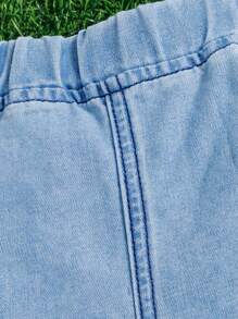 SHEIN Baby Girl Summer Elastic Waist Letter Graphic Denim Shorts - Light Wash - View 4