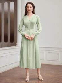 MOTF PREMIUM 純色V領氣球袖褶皺面板連身裙