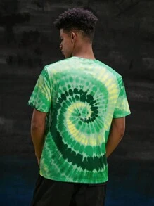 Rick and Morty X SHEIN 男士卡通形象和螺旋染色短袖休閒夏季T卹 - 綠色 - 查看 2