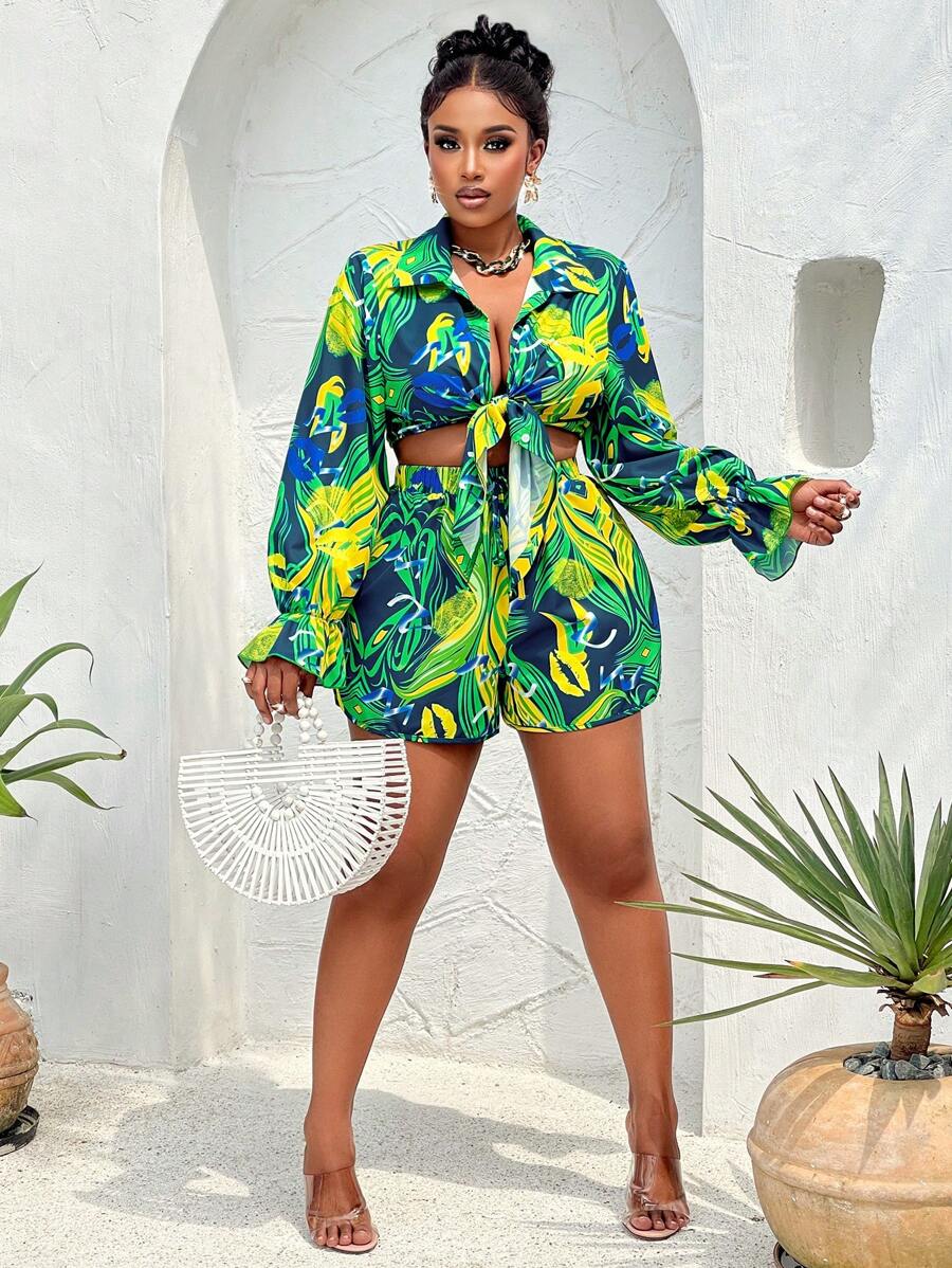 BIUBIU 大码女式性感印花落肩灯笼袖纽扣系带衬衫短裤套装（随机印花），夏季短裤套装 - 綠色 - 查看 1