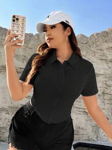 SHEIN EZwear قميص نسائي عادي بلون أحادي ونسيج مضفر