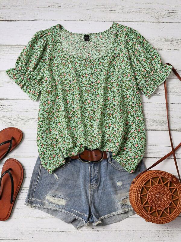 SHEIN LUNE Plus Size Casual Random Printed Round Neck Shirt For Summer