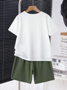 Conjunto de camiseta de manga curta e shorts de pescoço redondo casual simples para meninos pré-adolescentes, em California, LA, adequado para o verão - Multicolorido - Visão 2
