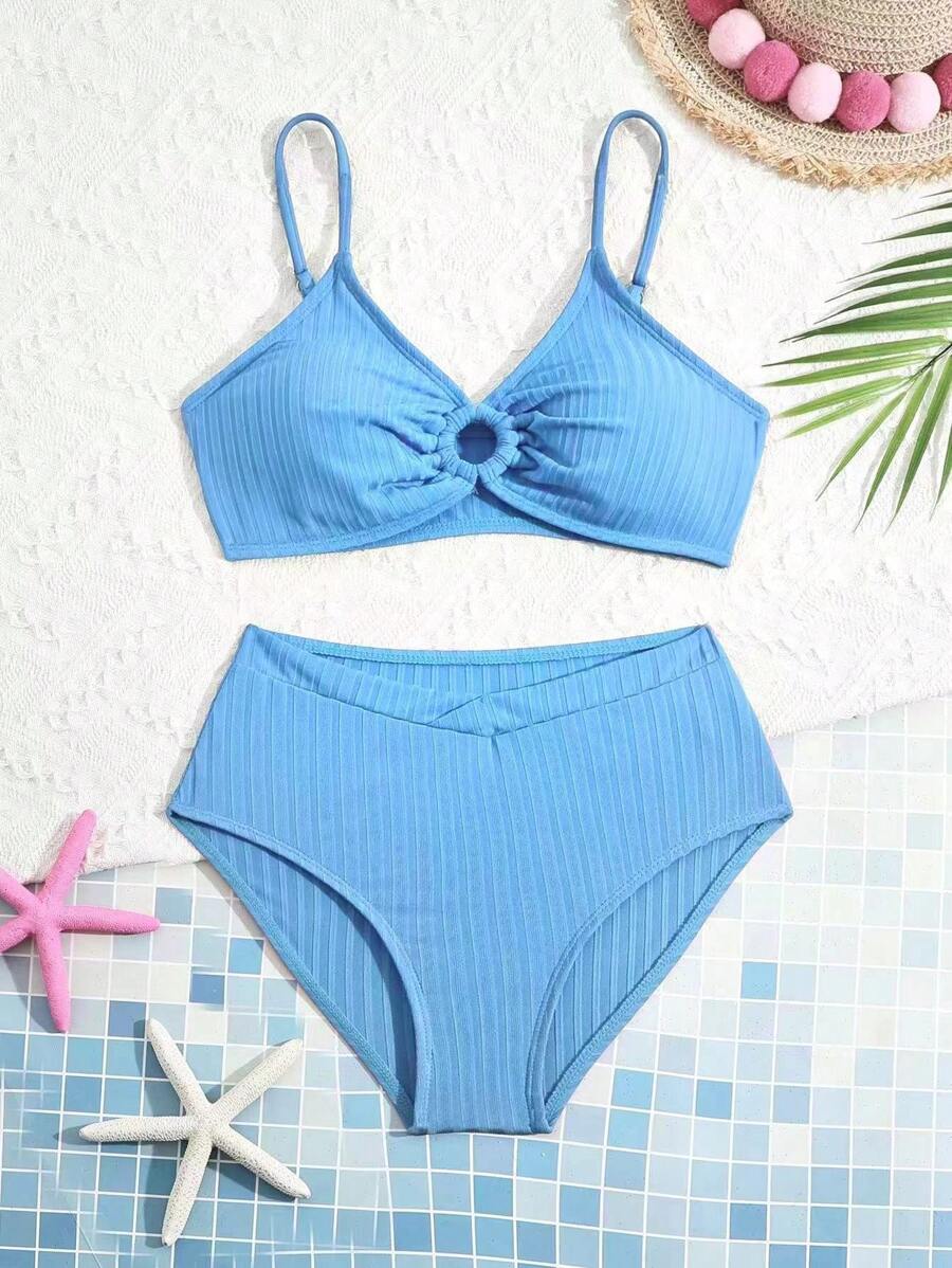 Conjunto de ropa de baño para niñas preadolescentes de verano con tirantes finos, bikini separado de unicolor con diseño de huecos - Celeste - Ver 1