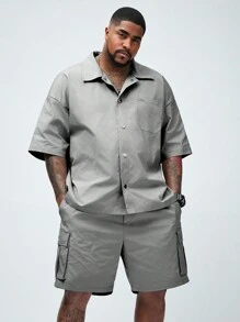 Manfinity VCAY 2 peças Conjunto Casual de Verão para Homens Plus Size com Camisa de Manga Curta e Shorts de Cor Sólida e Caimento Solto