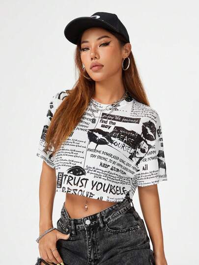 Coolane Camiseta corta con estampado de periódico en malla de manga corta, de moda