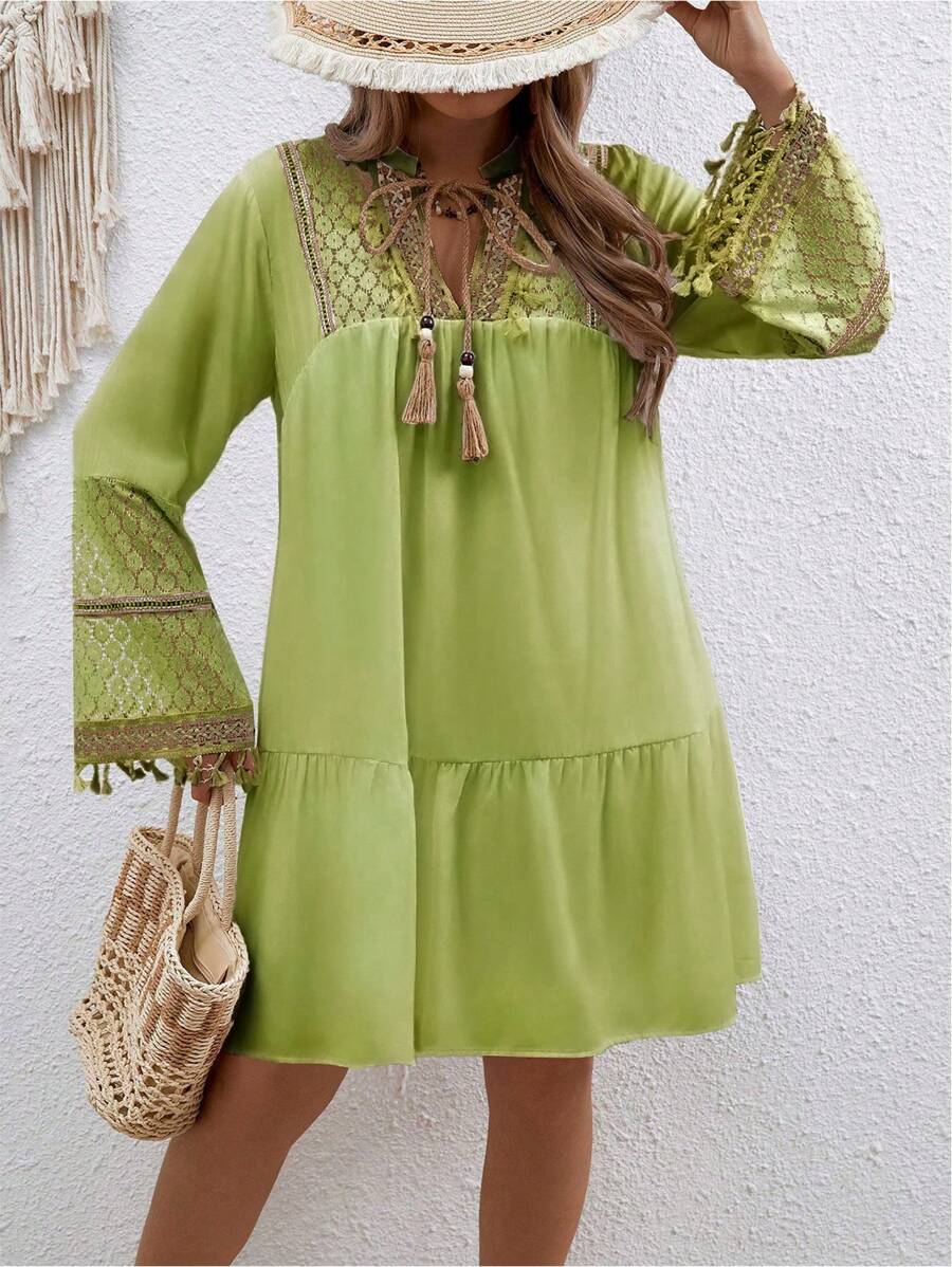 SHEIN Clasi 大碼蕾絲拼接編織領帶流蘇裝飾連衣裙，適用於春夏 - 綠色 - 查看 1