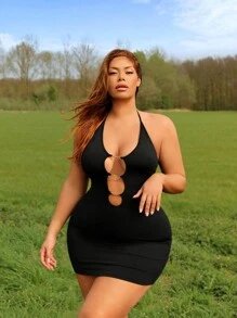 SHEIN SXY Vestido ajustado sin espalda con cuello halter y detalle de cadena en el frente y corte en el frente
