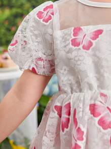 SHEIN Young Girl Sweet & Lovely Butterfly Printed Bubble Sleeve Dress With Lace & Mesh Contrast
