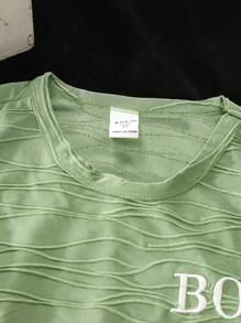 SHEIN BOY Casual Sports Campus Street Style Cute Holiday Green And White Color-Blocking T-Shirt With Embroidery, White Edging And Wave-Like Round Collar Short-Sleeve T-Shirt And White Edging Green Shorts, Suitable For Daily Life, School, Travel, Sports And Spring/Summer Season.
