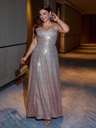 D&M 華麗閃亮的單肩搖擺大尺碼晚禮服，開背設計和細肩帶