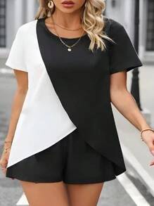 SHEIN CURVE+ Bộ đồ 2 món rộng rãi cho nữ cỡ lớn: Áo sơ mi cổ tròn tay ngắn màu khối và quần short cho mùa hè - Đen và trắng - Xem 6