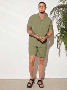 Manfinity VCAY Loose Men Cotton Solid Button Front Shirt & Drawstring Waist Shorts - Army Green - View 5
