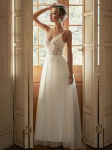 LVNES Women Floral Embroidered V-Neck Spaghetti Strap Mesh Wedding Dress White Simple Elegant Bridal Dress - White - View 2