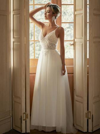 LVNES Women Floral Embroidered V-Neck Spaghetti Strap Mesh Wedding Dress White Simple Elegant Bridal Dress