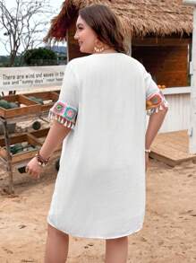 Dreamara 加大尺碼女裝T恤版型雪紡拼接短袖休閒假日寬鬆流蘇連衣裙