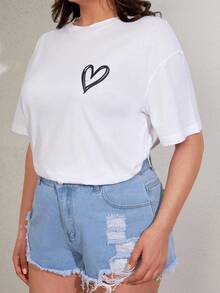 SHEIN Cottnline قطعتان من تي شيرت قطني بطبعة قلب وياقة دائرية مقاس كبير - أبيض وأسود - مشاهدة 9