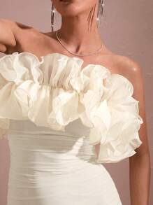 SHEIN BAE Phụ nữ phóng đại Ruffle Edge Strapless Slim Fit Lưới xếp li Lễ tốt nghiệp Váy dạ hội - Màu be - Xem 3