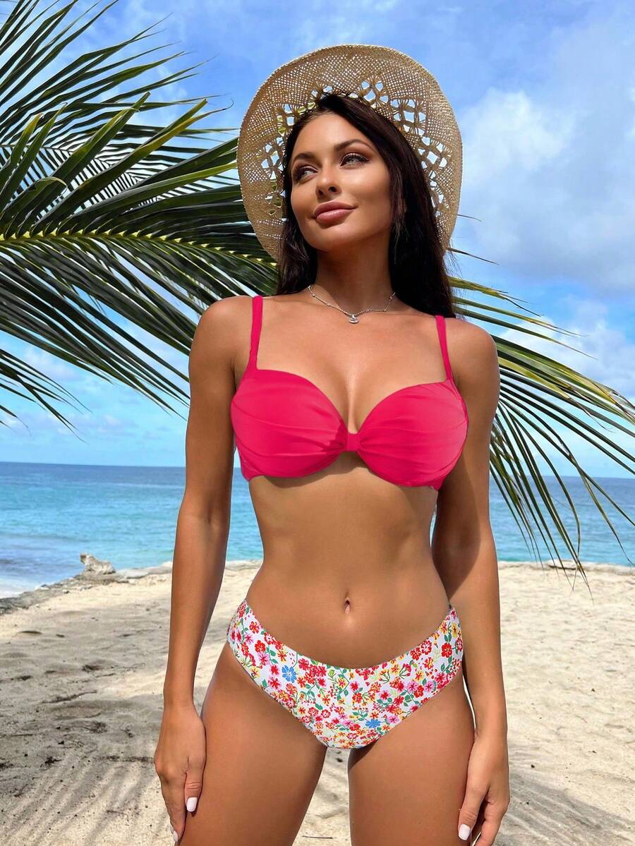 SHEIN Swim 夏季女士性感时尚两件套比基尼套装，带有聚拢、钢圈和随机印花花朵图案，适合海滩度假 - 彩色 - 查看 1