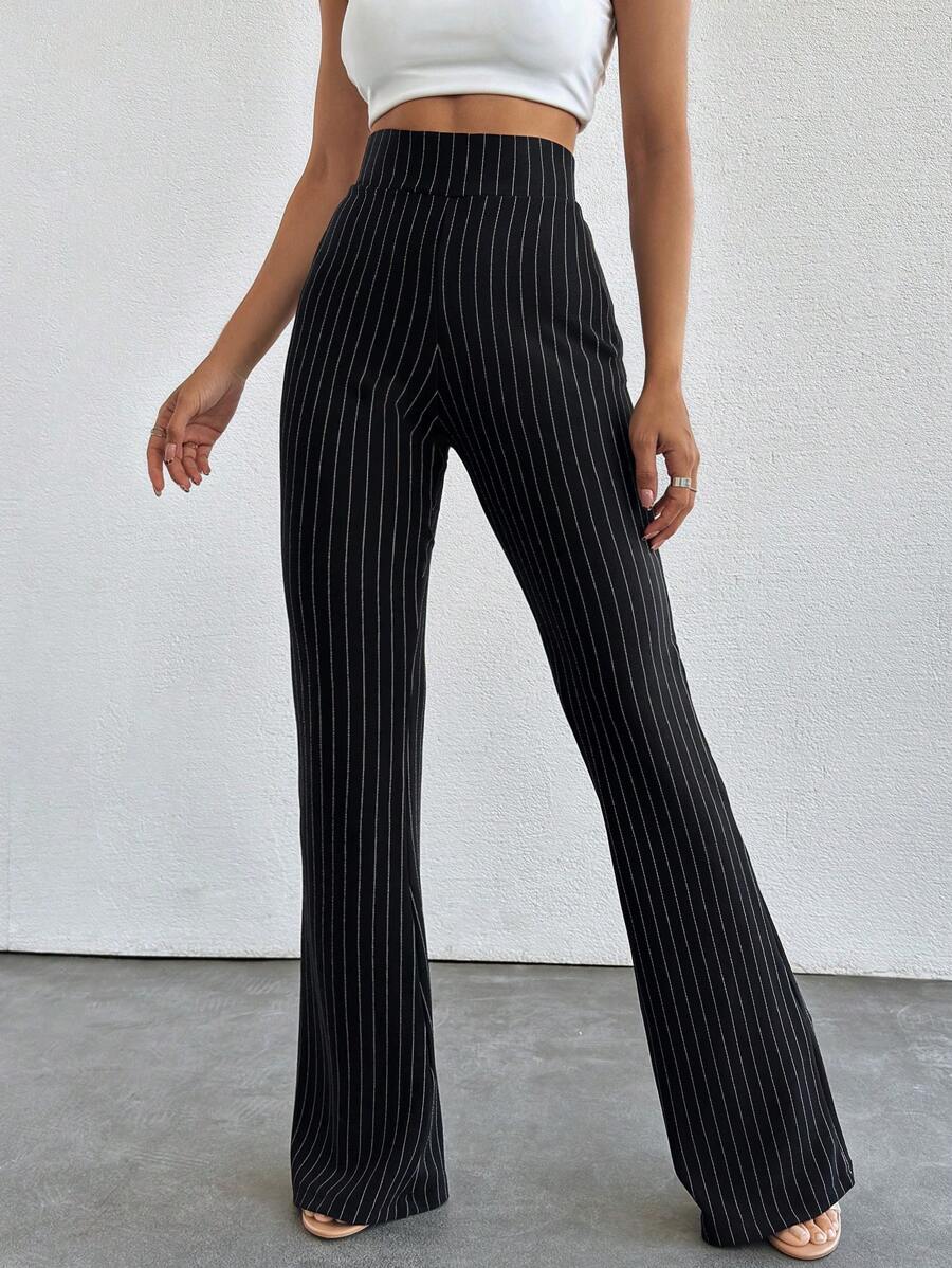 RueChic Pantalón acampanado con cintura extra alta y longitud larga - Azul Marino - Ver 1