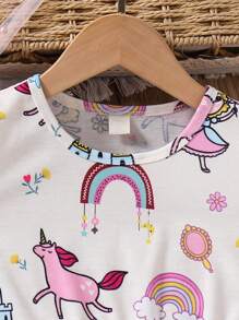 SHEIN Vestito a maniche corte con stampa ad arcobaleno e unicorno per ragazze giovani, ideale per le vacanze estive in spiaggia per il Giorno dei Bambini - Beige - Visualizzare 4