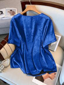 SHEIN Clasi 大尺碼夏季休閒V領短袖時尚百搭簡約襯衫 - 藍色 - 查看 2
