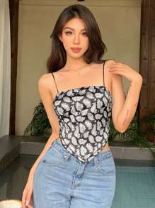 DAZY Top camisero asimétrico de verano con estampado completo para vacaciones, blusas bohemias