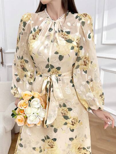 Modelyn 女士綁帶式摺紋燈籠袖阿拉伯假日連衣裙