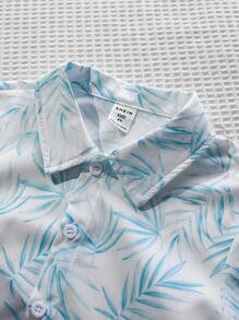 3pcs/Set Toddler Boys' Holiday Leisure Coconut Leaf Printed Collared Shirt, Solid Round Neck T-Shirt, And Shorts Outfit For Spring And Summer Vacation