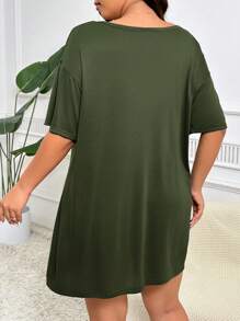 SHEIN 大码女式蕾丝拼接短袖宽松睡衣连衣裙，Moo Moo睡裙 - 軍綠色 - 查看 2