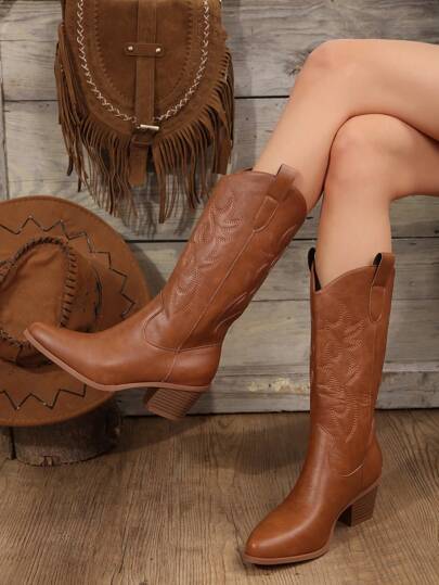 FVPFVP 2024 秋冬新款复古刺绣西部靴，过膝V形剪裁时尚女靴，女式牛仔靴