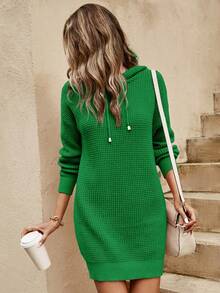 SHEIN Cottnline Vestido Estilo Suéter Con Capucha Y Cordón Con Hombros Caídos - Verde - Ver 6