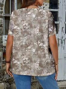 EMERY ROSE 夏季休閒復古印花V領短袖修身女裝大尺碼T恤 - 棕色 - 查看 2