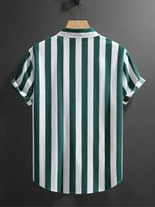 Manfinity Homme Chemise d'été à manches courtes avec rayures et design imprimé, col à revers et fermeture boutonnée à l'avant