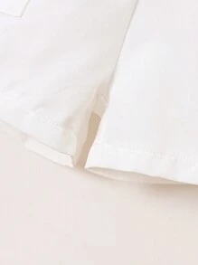 Bộ đồ bé trai thời trang và đơn giản, áo thun ngắn tay cổ tròn có viền in chữ và viền màu, áo có túi và quần đùi đi làm, giản dị và mát mẻ cho mùa xuân hè - màu đen - Xem 4